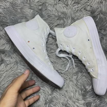 Converse High Top (39)