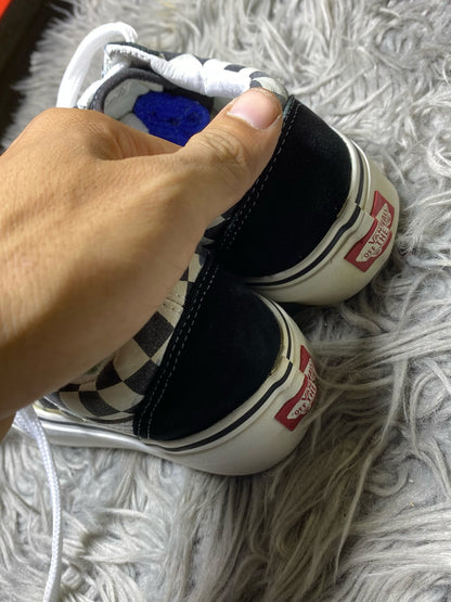 Vans Low Top (40)