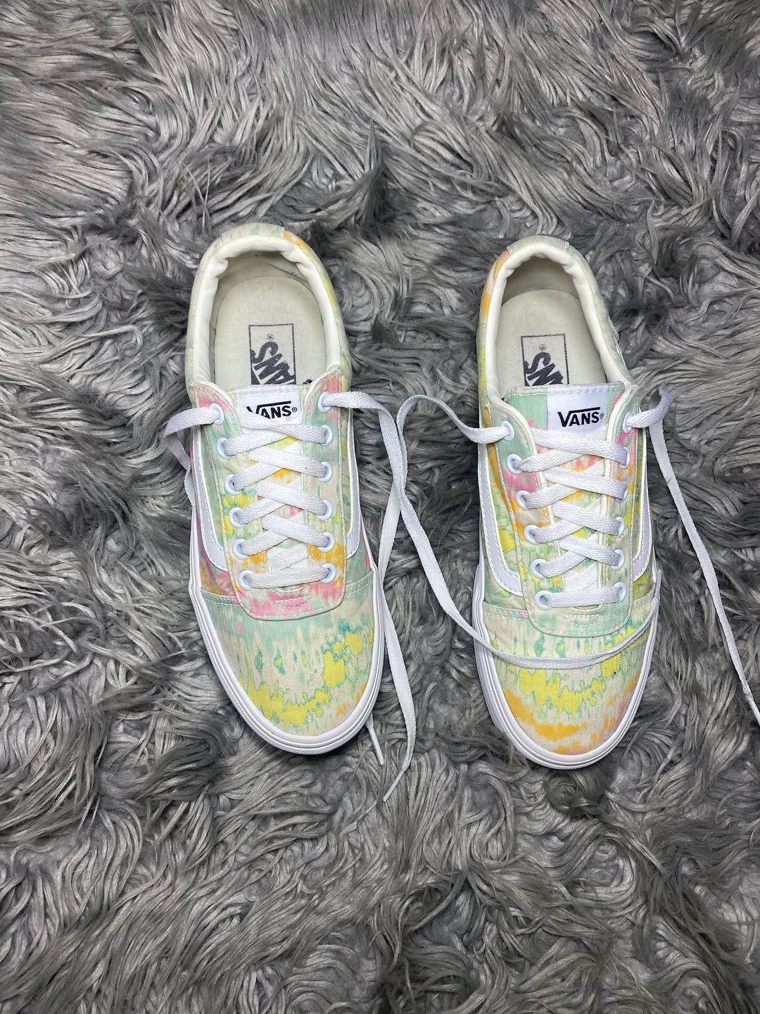 Vans Low Top (40)