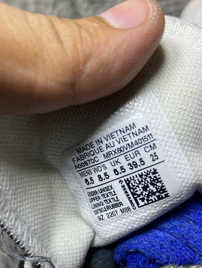 Converse High Top (39.5)