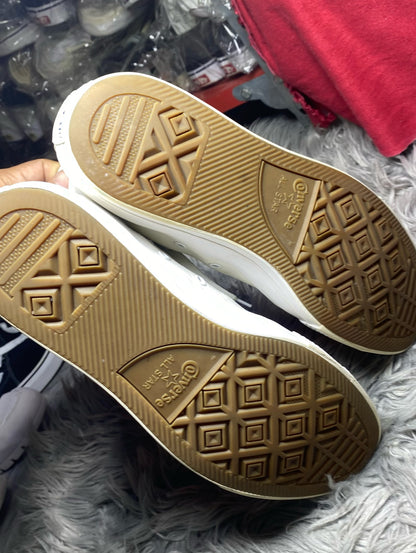 Converse High Top (46)