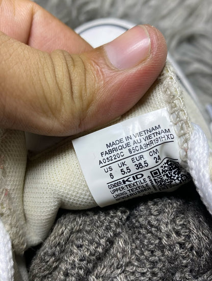 Converse Low Top (38.5)