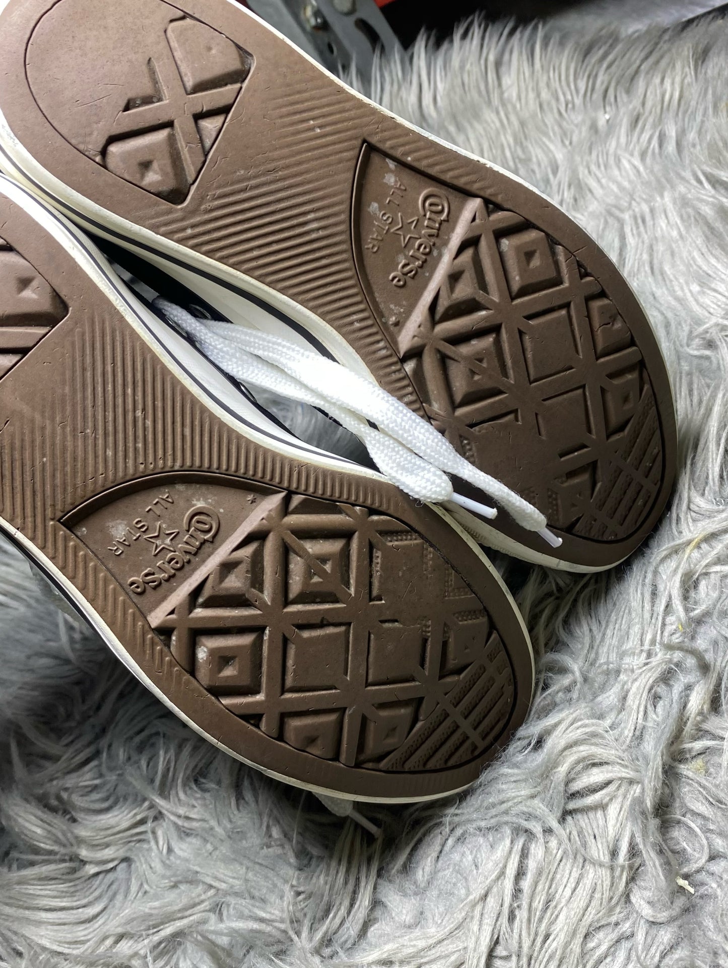 Converse Low Top (39.5)