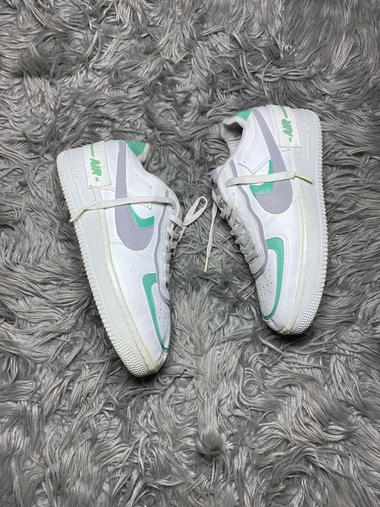 Nike Shoes Size (39)