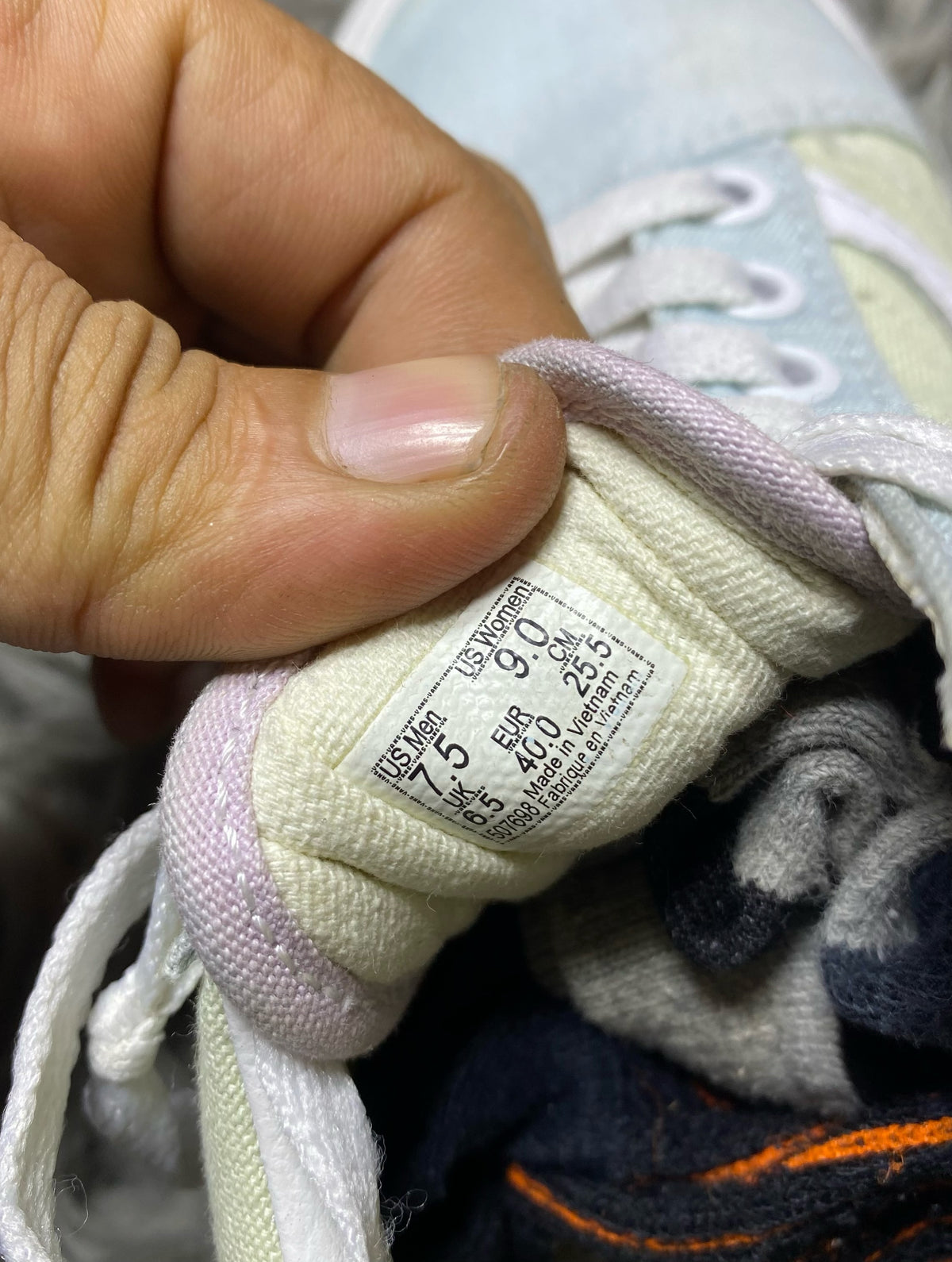 Vans Low Top (39)