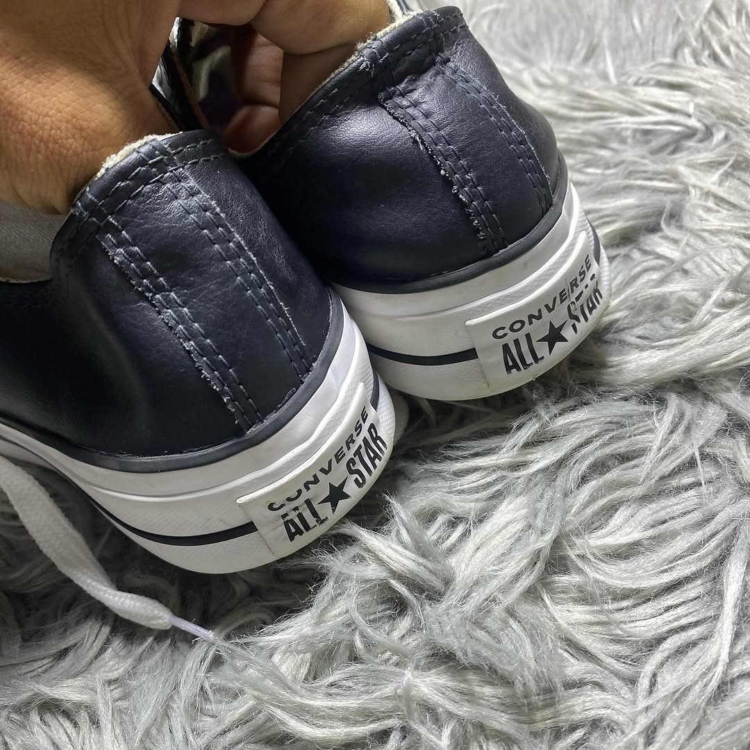 Converse Low Top (39)