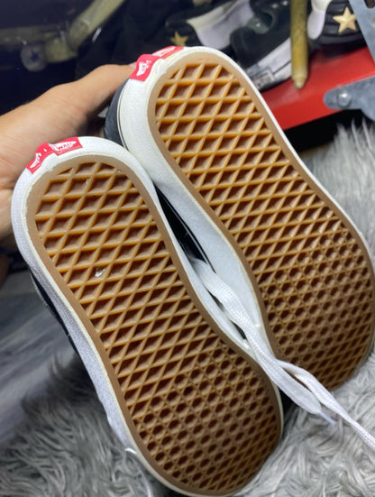 Vans Low Top (40.5)