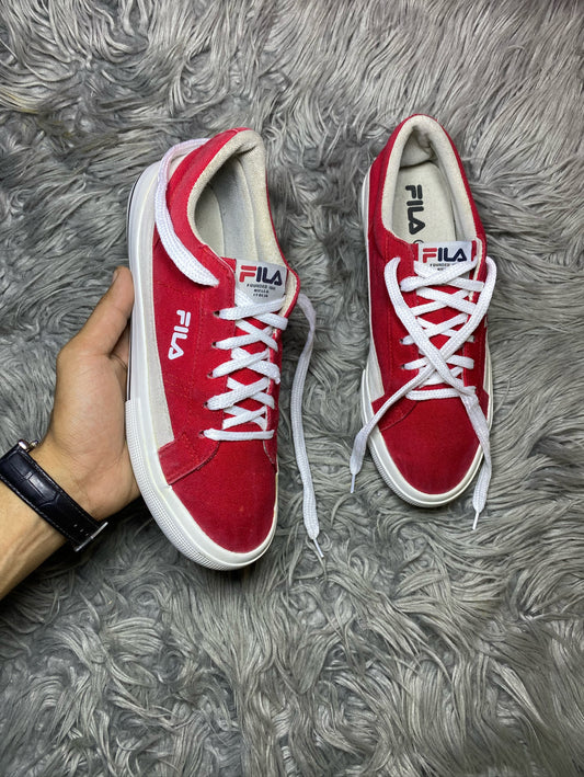Fila Shoes Size (40)