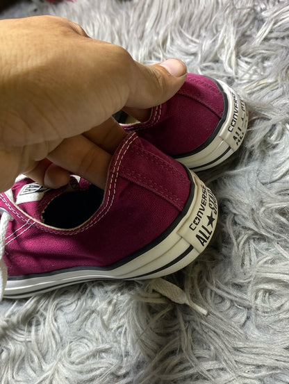 Converse Low Top (39)