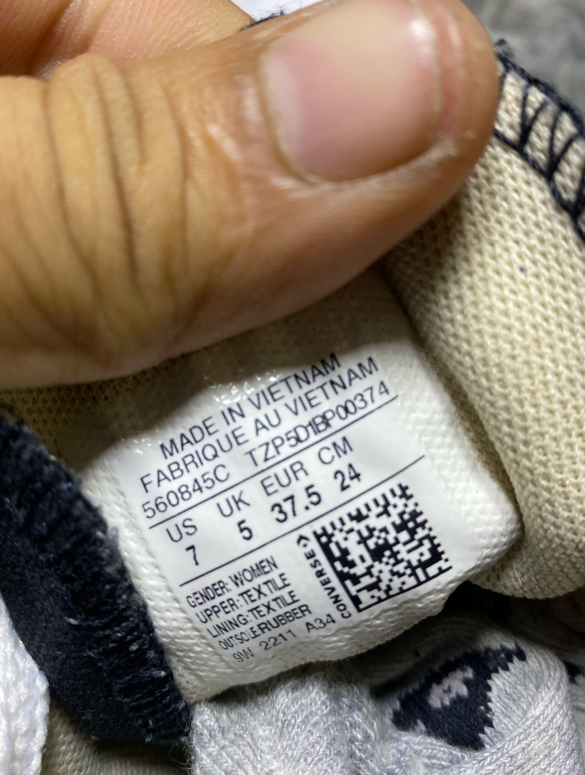 Converse High Top (37.5)
