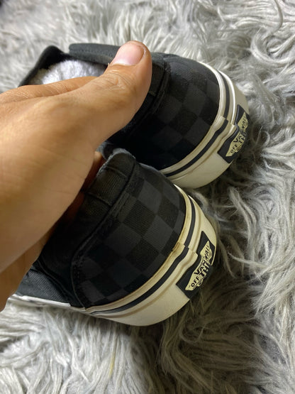 Vans Low Top (42)