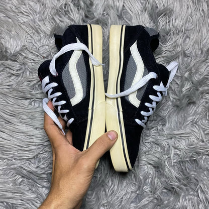 Vans Low Top (40)