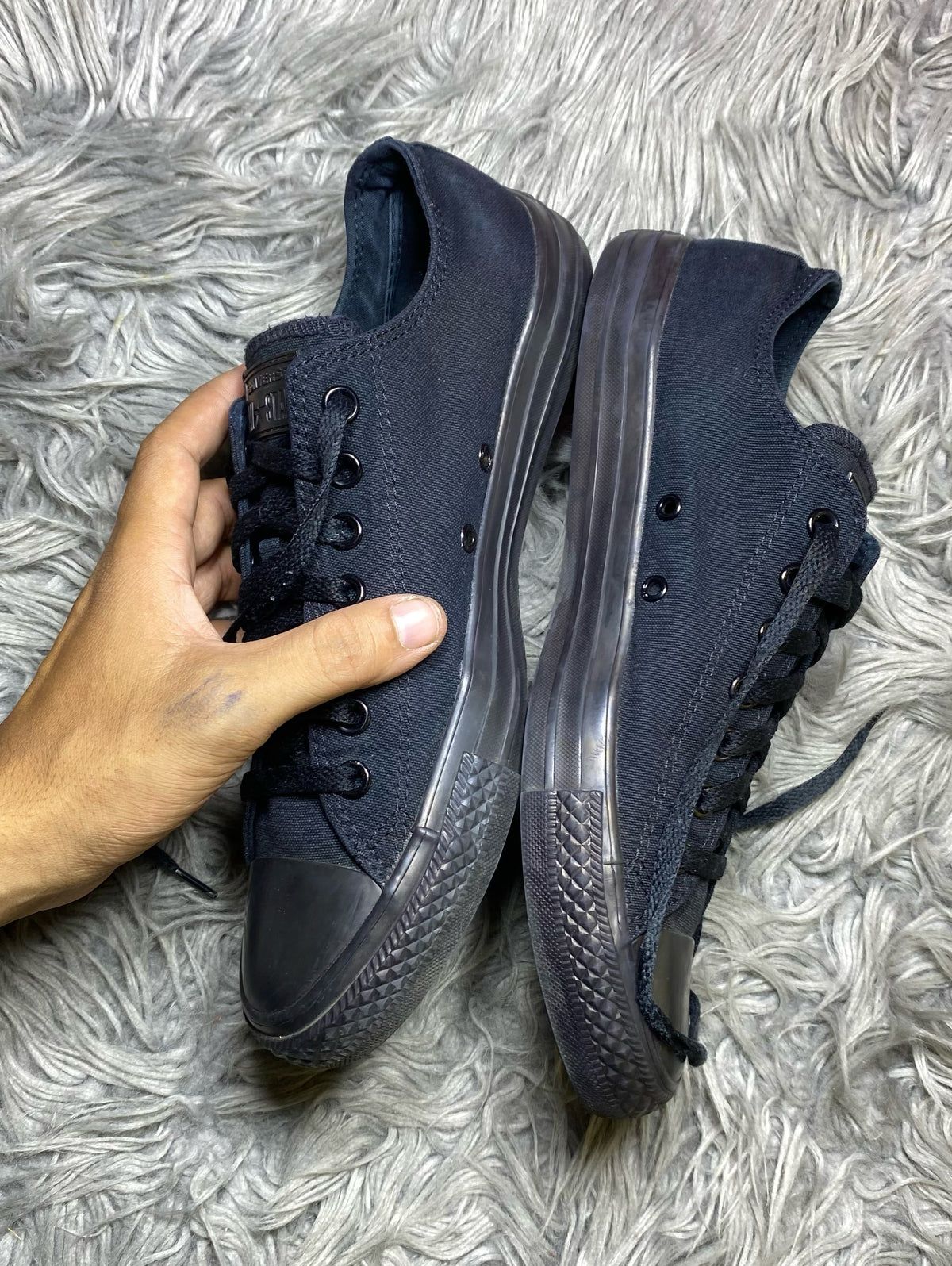 Converse Low Top (42.5)