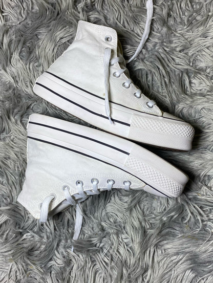Converse High Top (37.5)