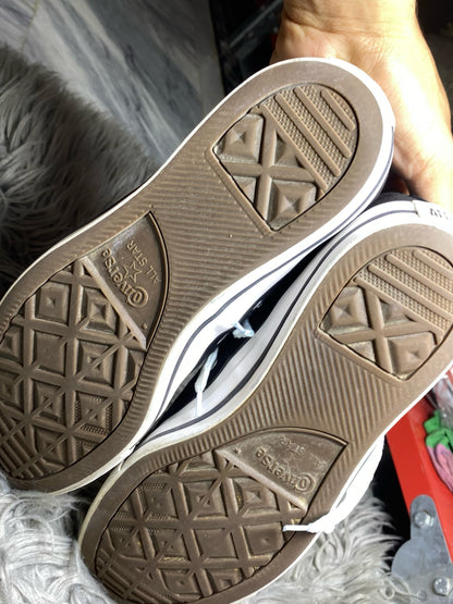 Converse Low Top (42)