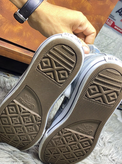 Converse High Top (38.5)
