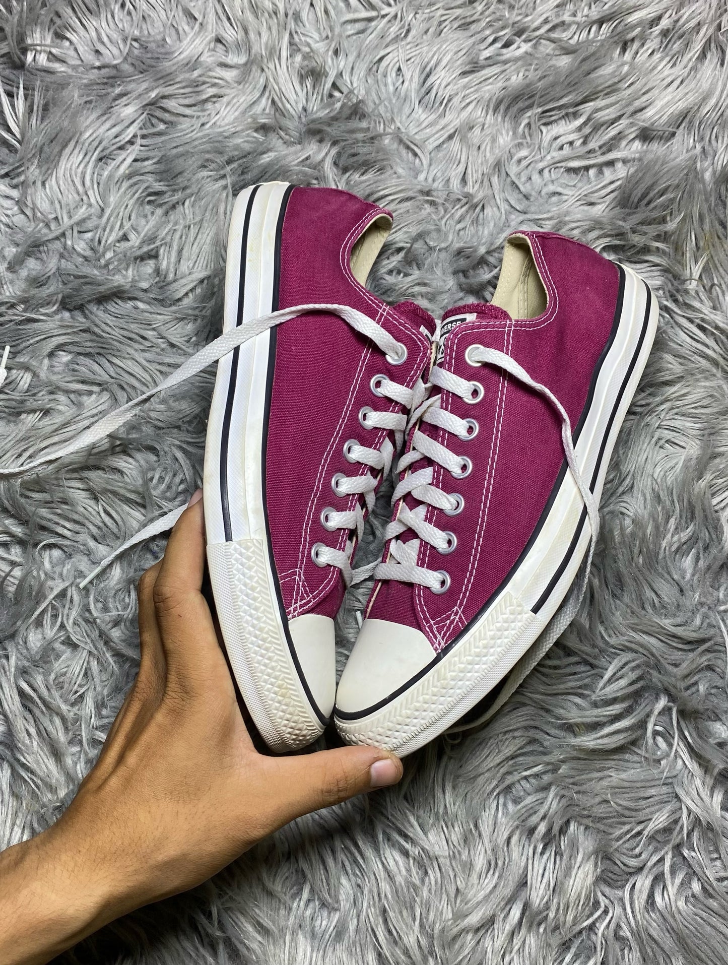 Converse Low Top (42.5)