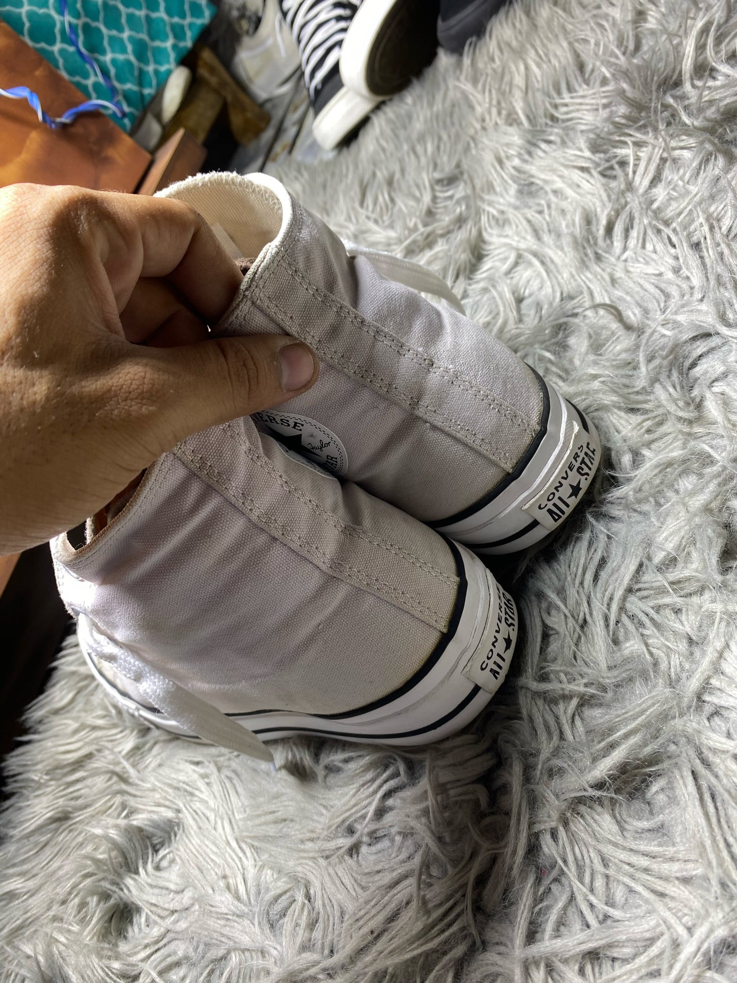 Converse High Top (41.5)