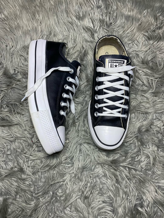 Converse Low Top (39)