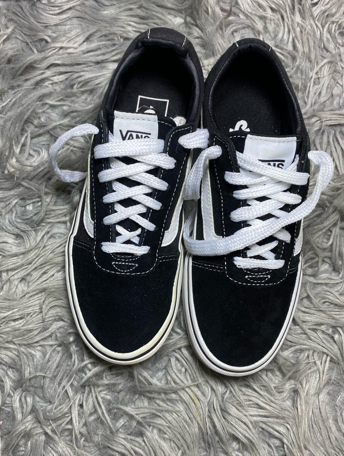 Vans Low Top (36.5)