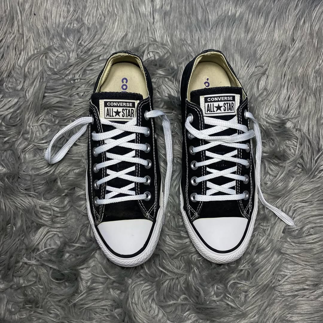 Converse Low Top (39)