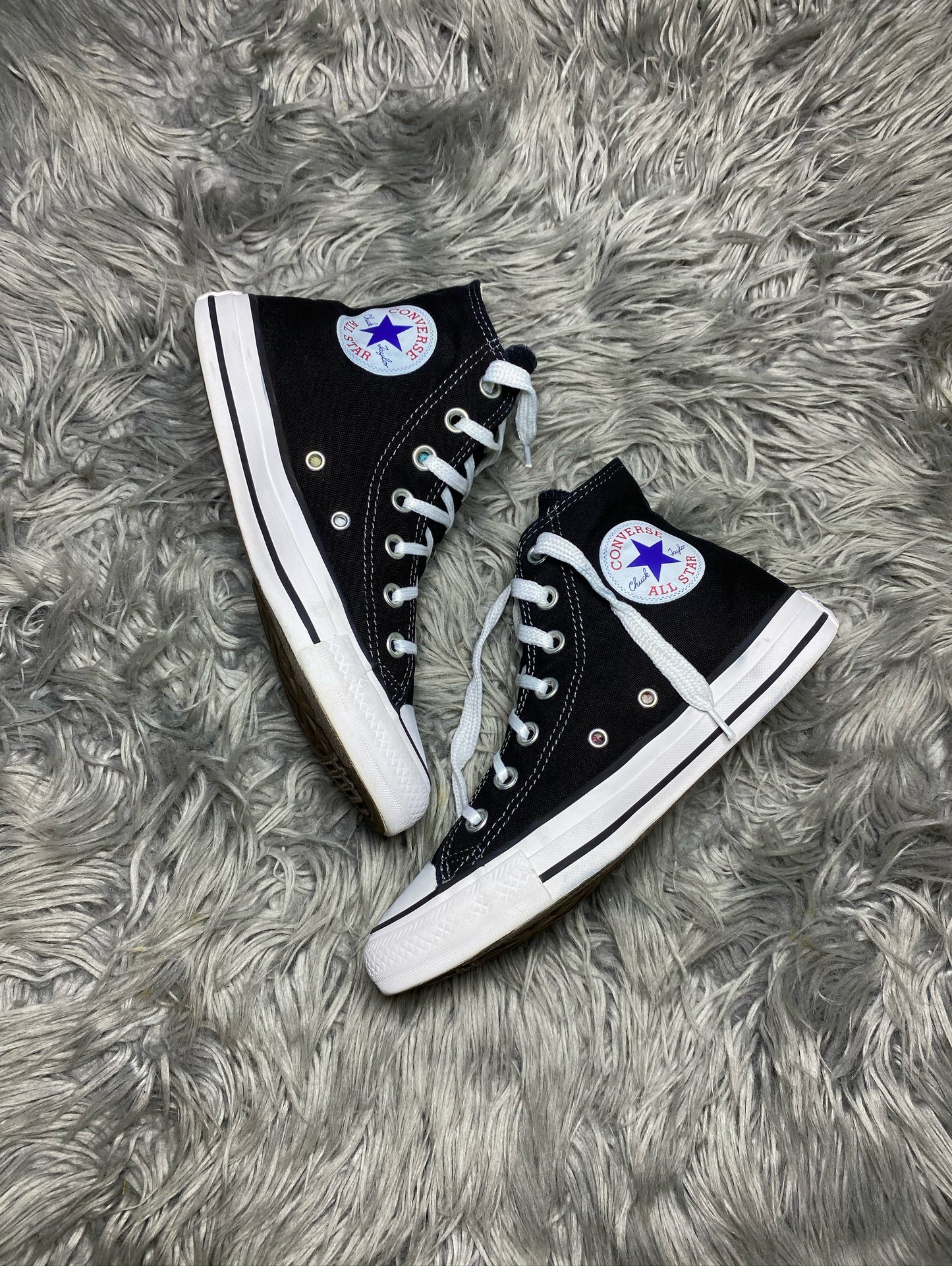 Converse High Top (37.5)