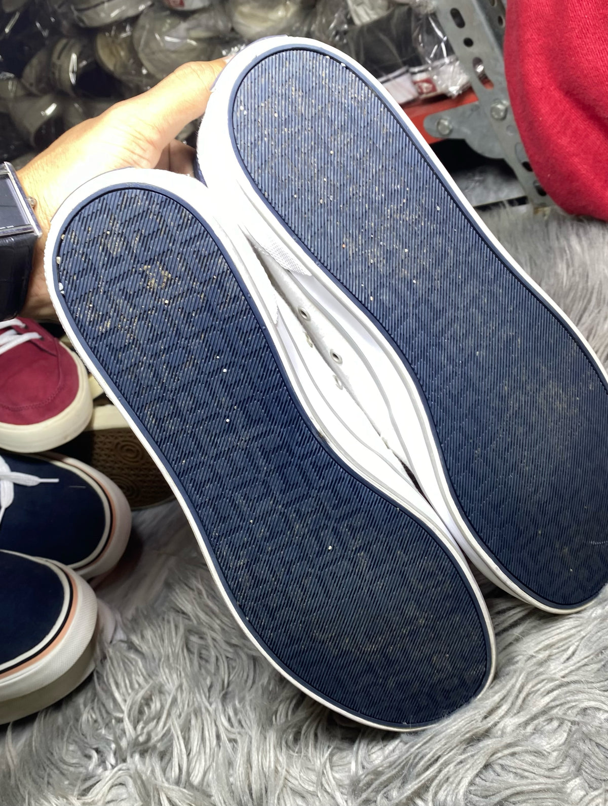 HILFIGER SHOES SIZE (44)