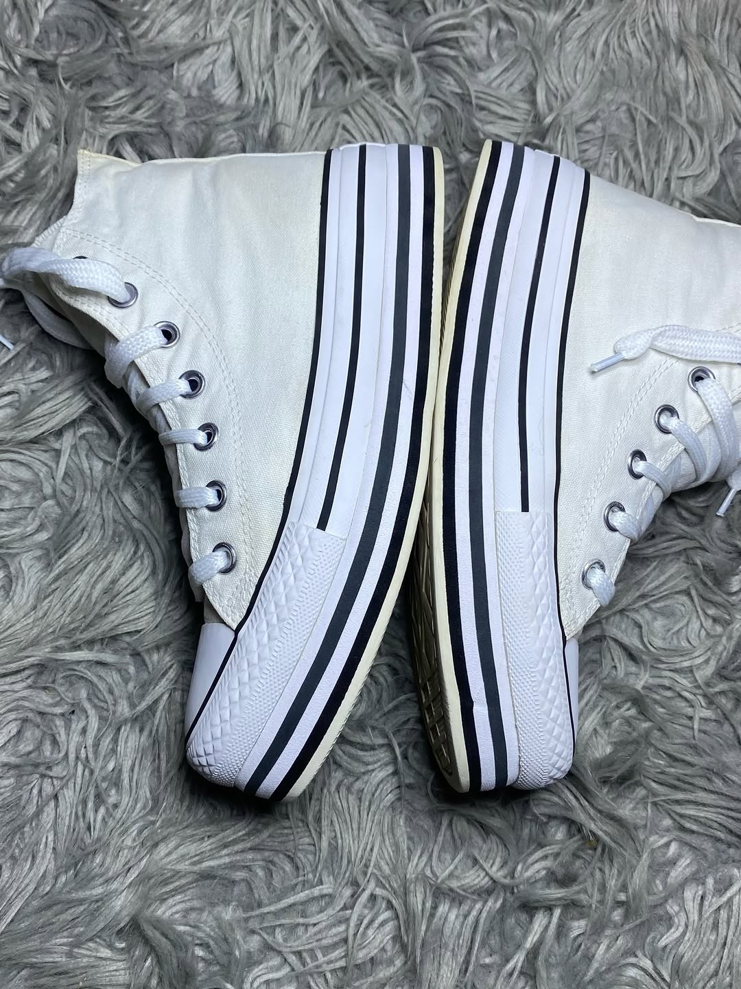 Converse High Top (38)