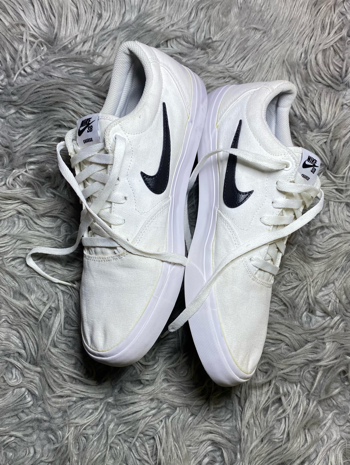 Nike Shoes Size (44)
