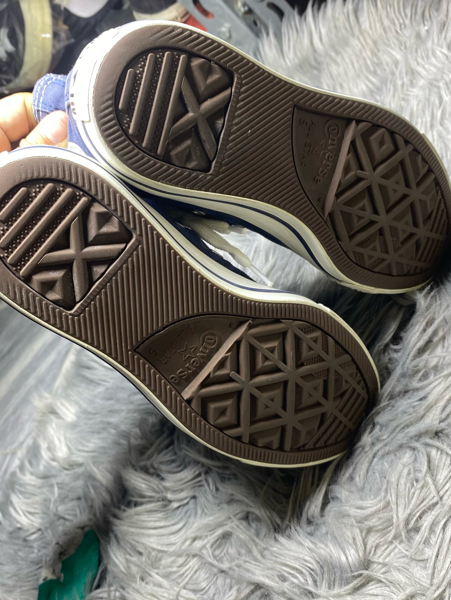 Converse High Top (37.5)