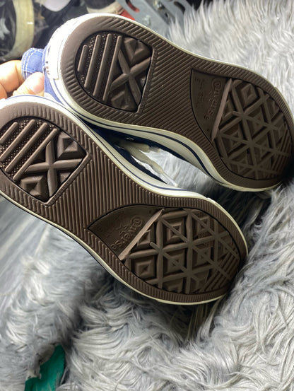 Converse High Top (37.5)