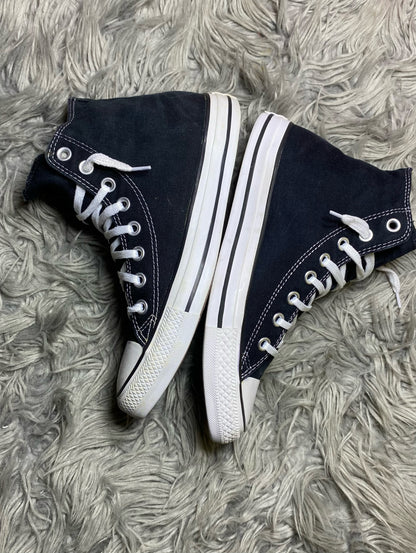 Converse High Top (39.5)