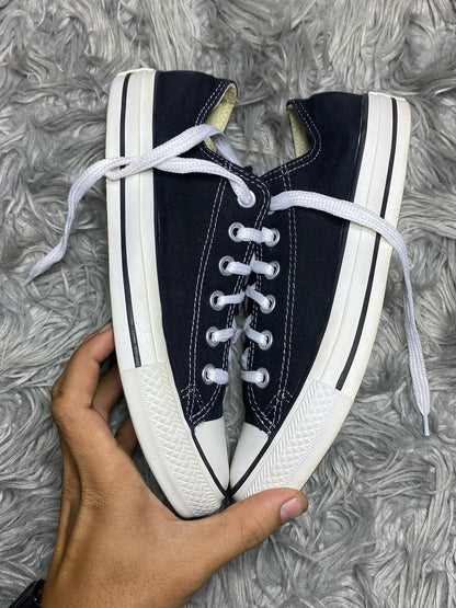 Converse Low Top (39.5)
