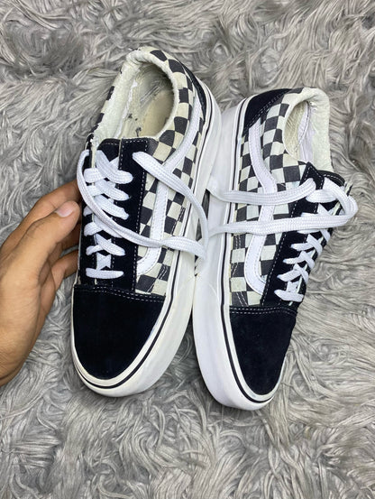 Vans Low Top (40)