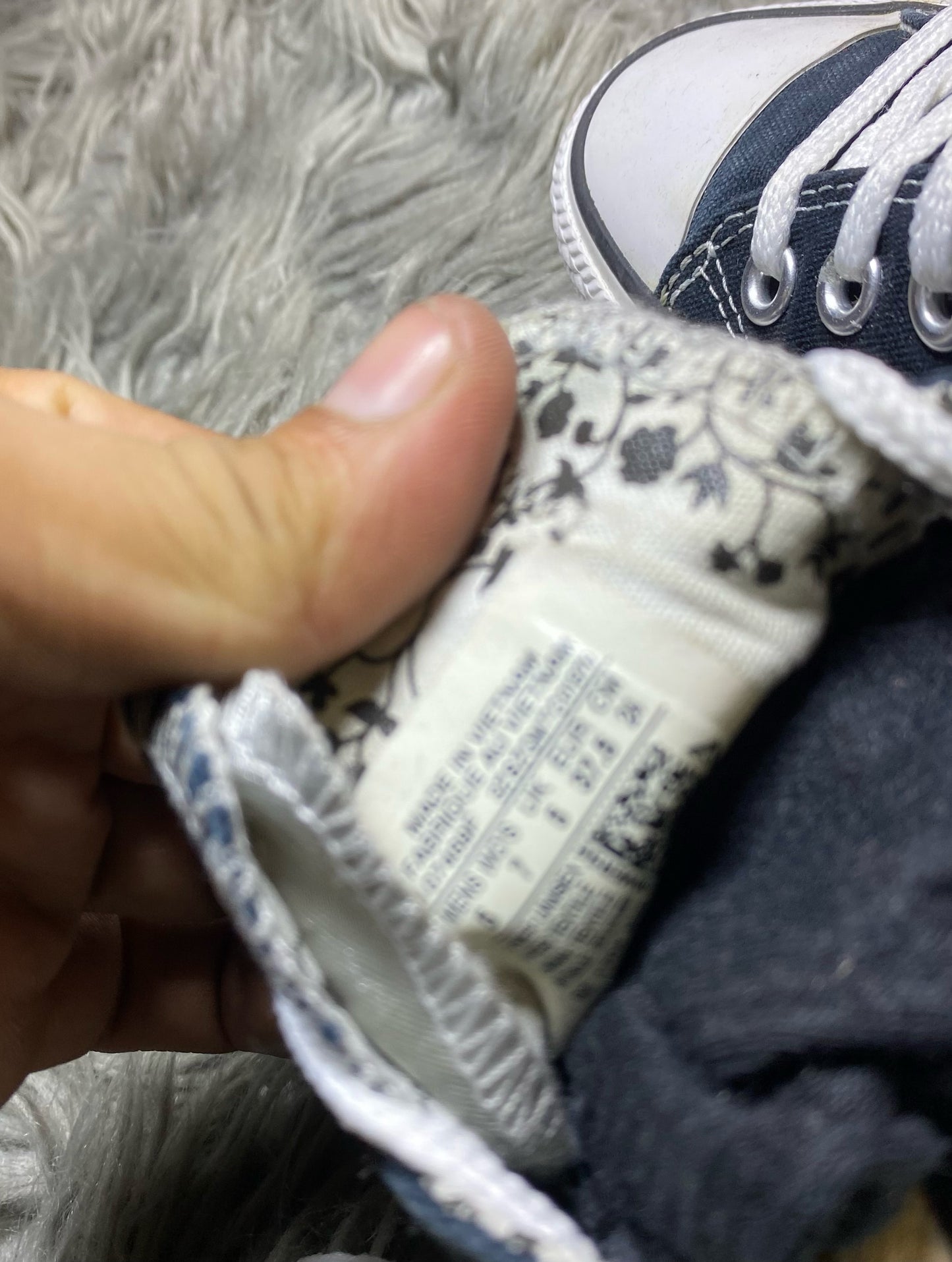 Converse Low Top (37.5)