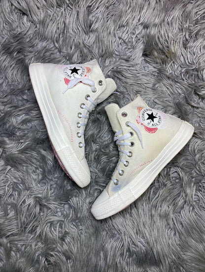Converse High Top (39.5)