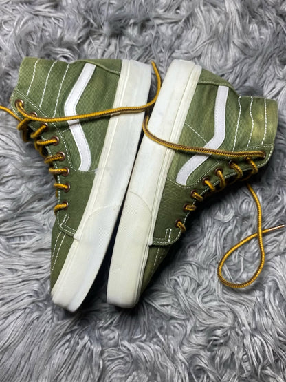Vans High Top (40.5)