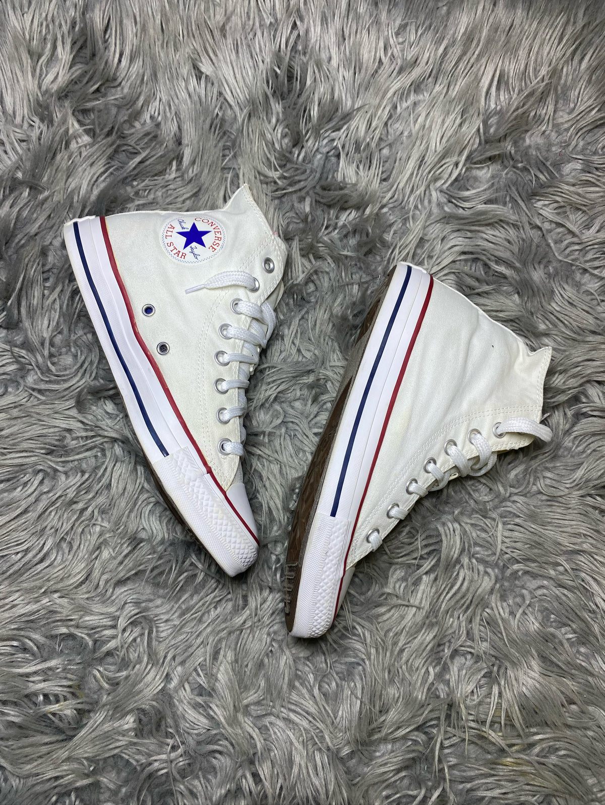 Converse High Top (37.5)