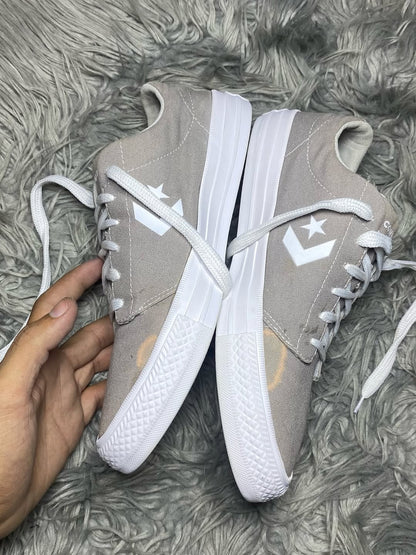 Converse Low Top (42)
