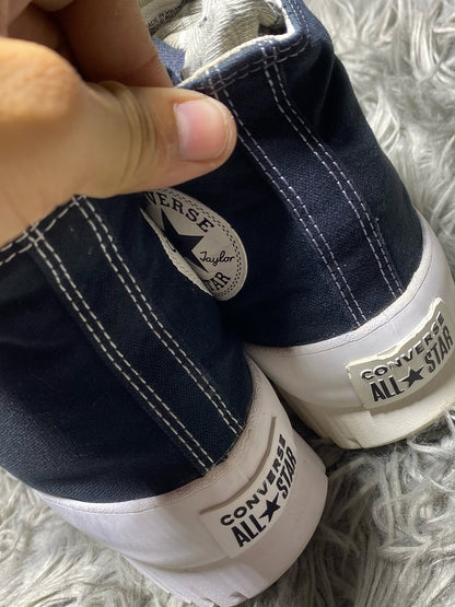 Converse High Top (39.5)