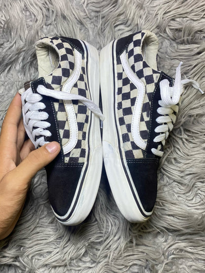Vans Low Top (40)