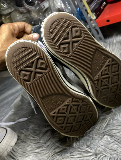 Converse High Top (42)