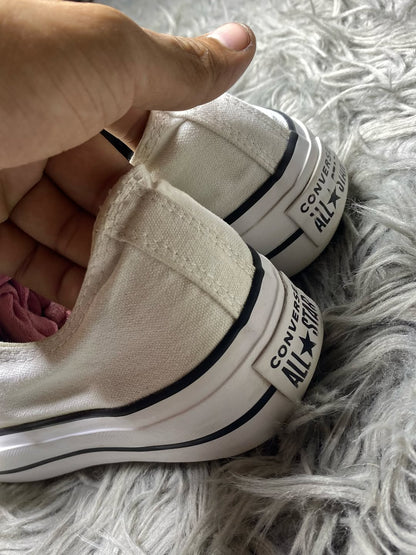 Converse Low Top (39.5)