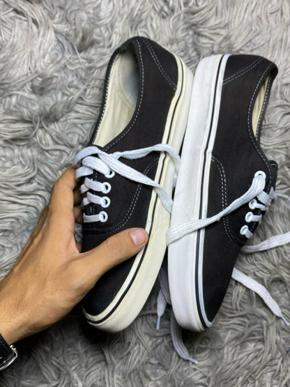 Van Low Top (43)