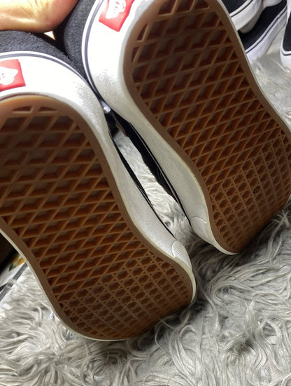 Vans Low Top (40)