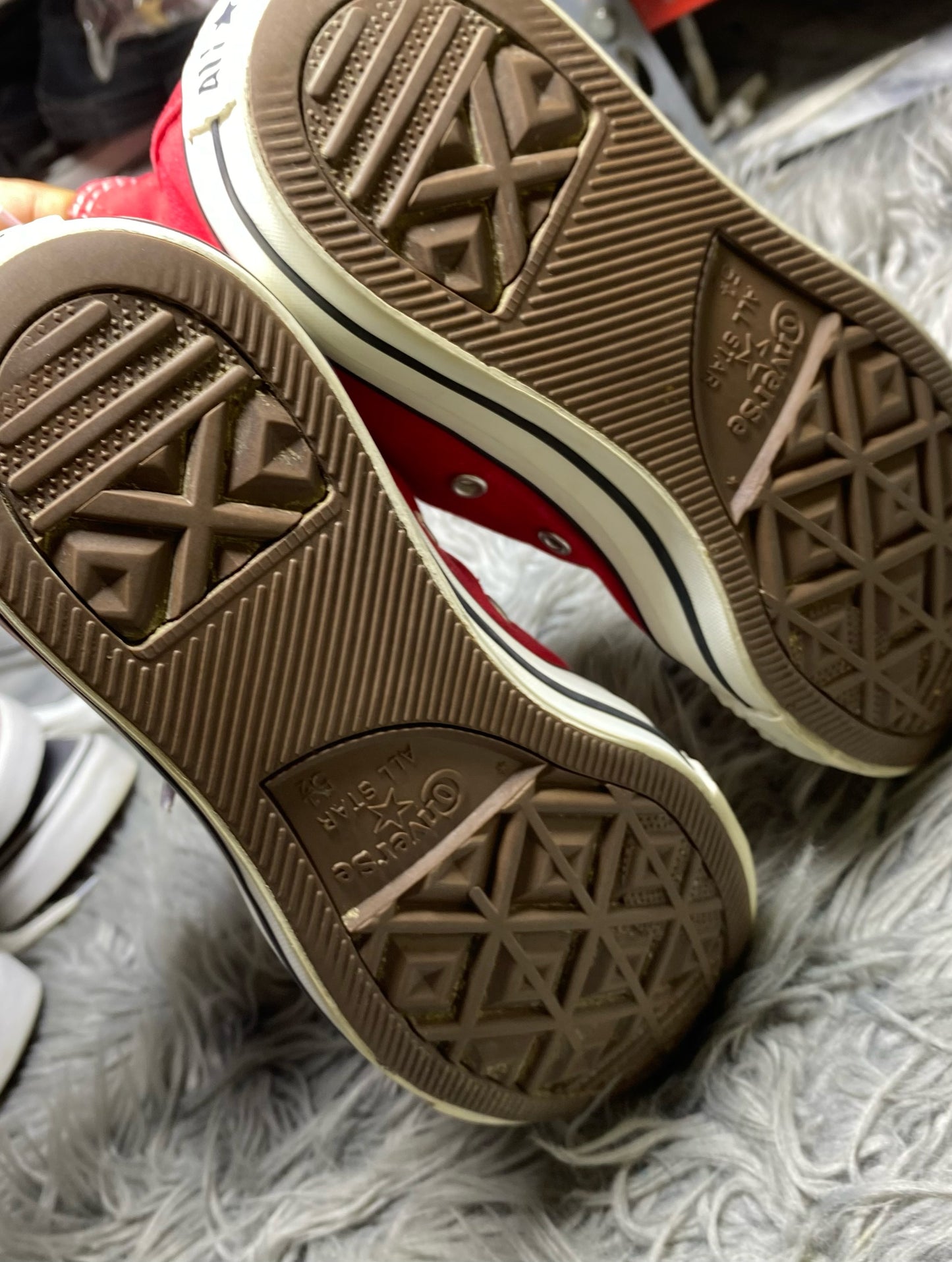 Converse High Top (38.5)