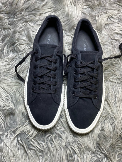 VICES SHOES SIZE (43)