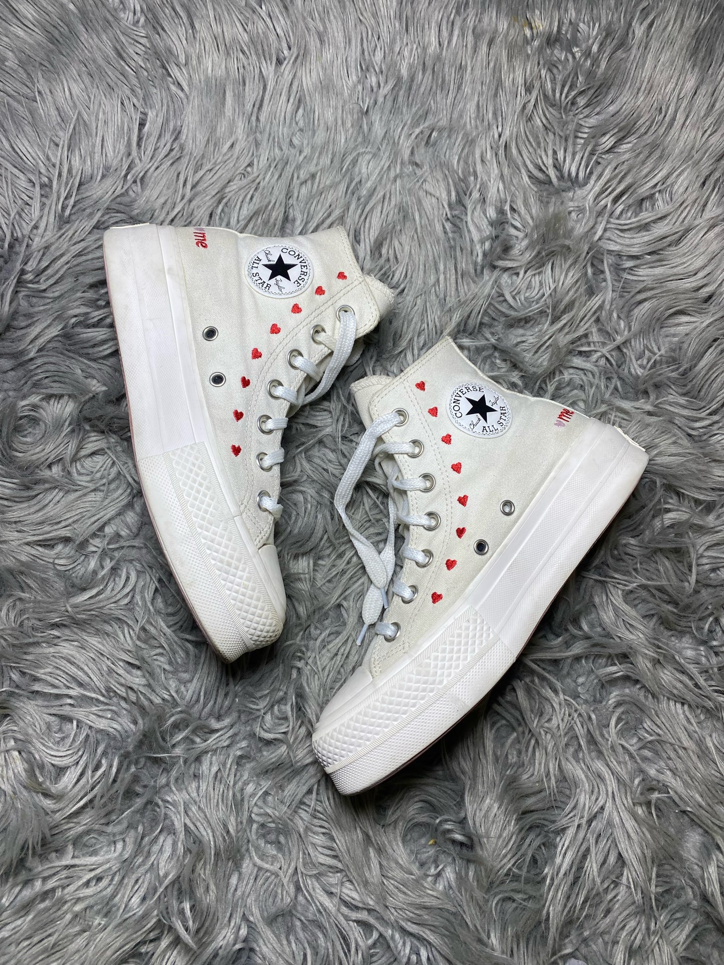 Converse High Top (36.5)