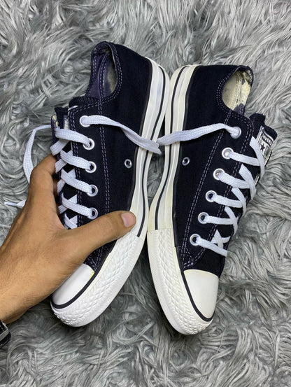 Converse Low Top (41.5)