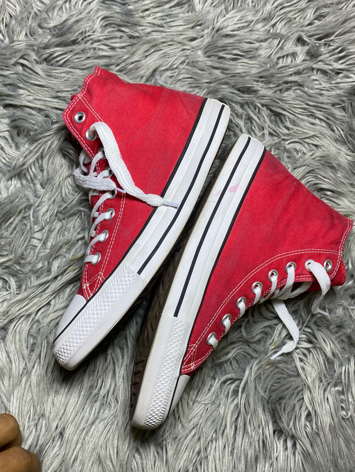 Converse High Top (41.5)